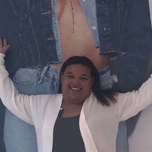 Meet your Posher, Tia